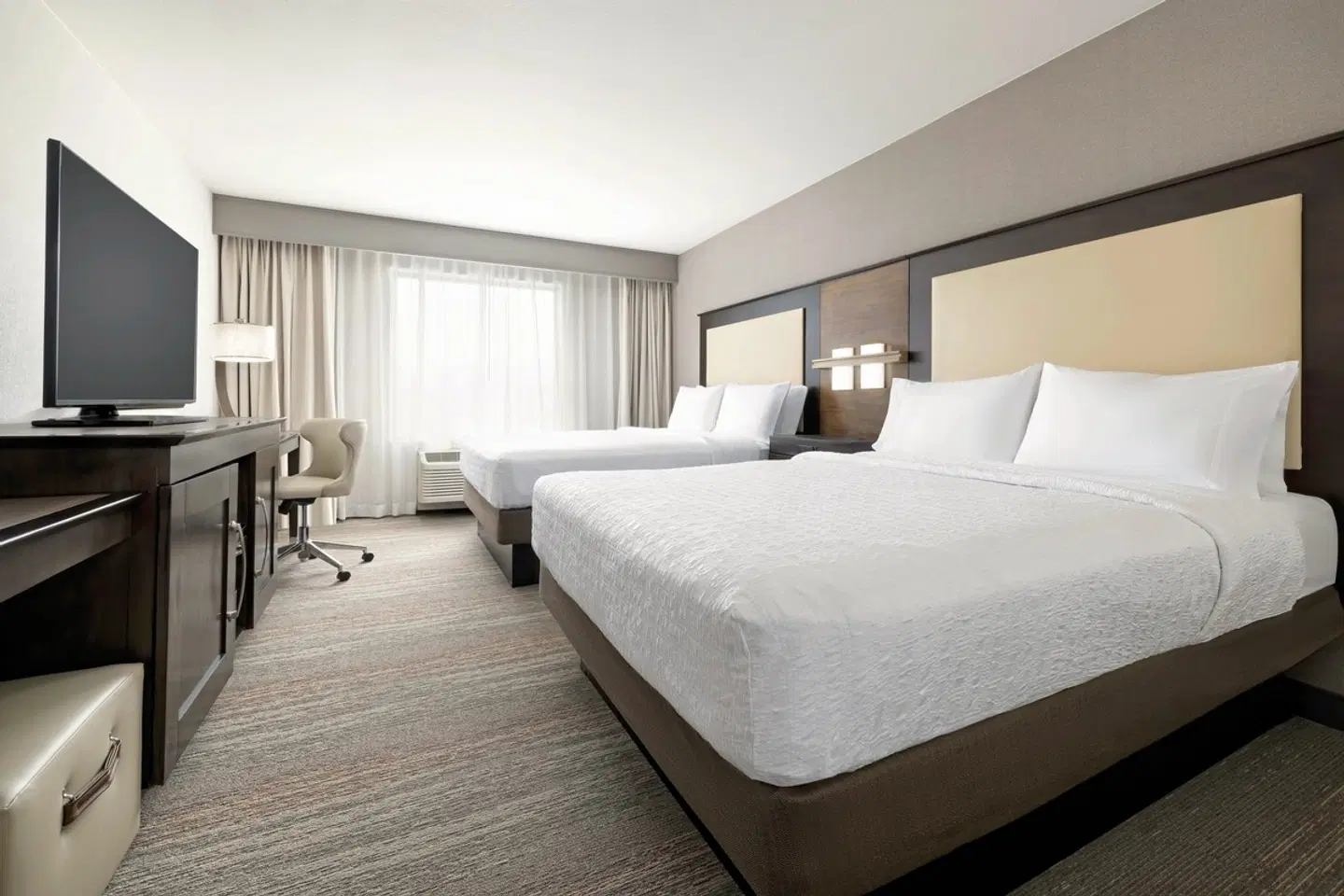 Hampton Inn & Suites Napa ROOM_EXAMPLE