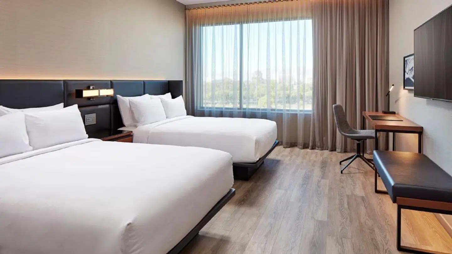 AC Hotel by Marriott Pasadena ROOM_EXAMPLE