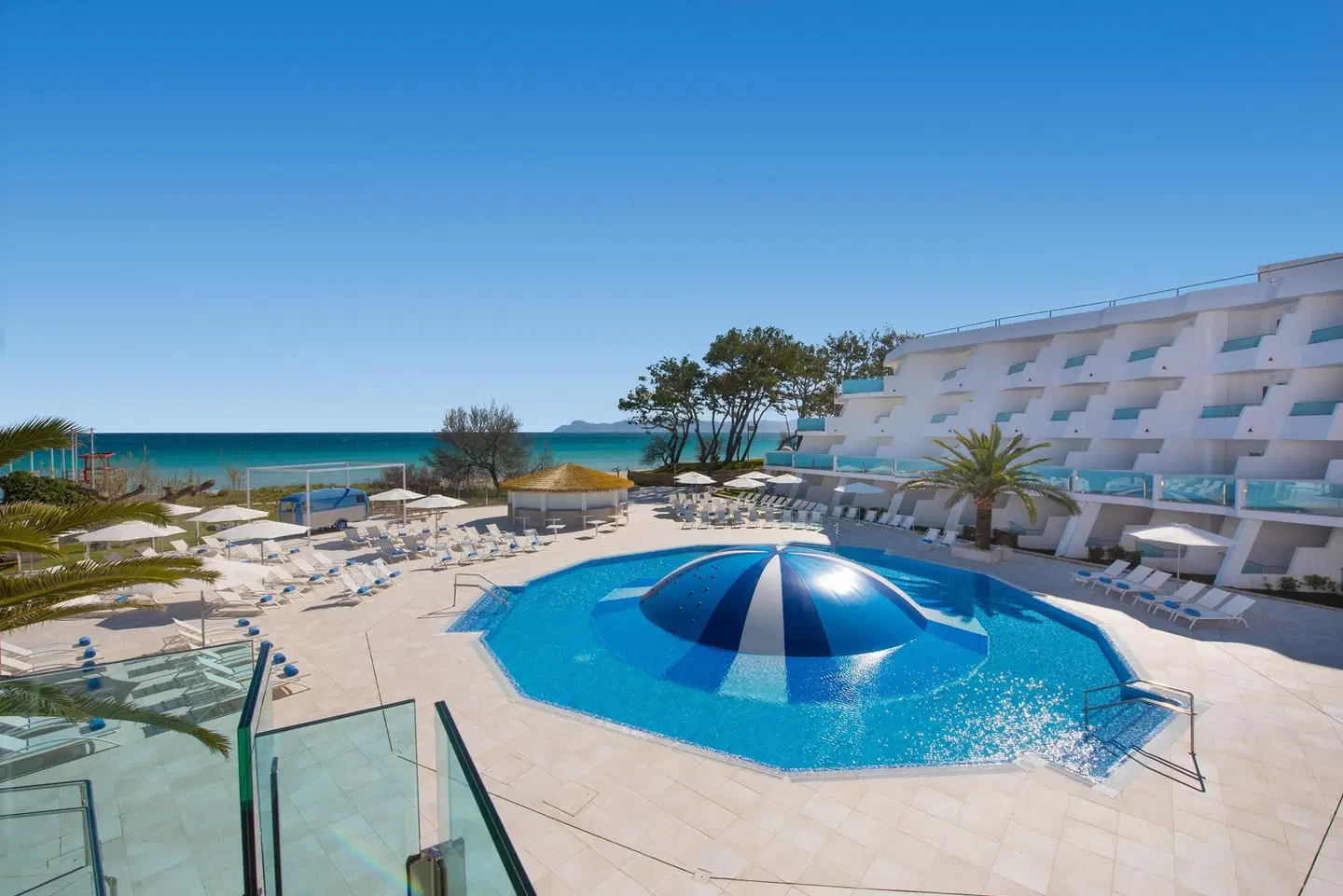 Iberostar Waves Playa de Muro OUTDOOR_POOL