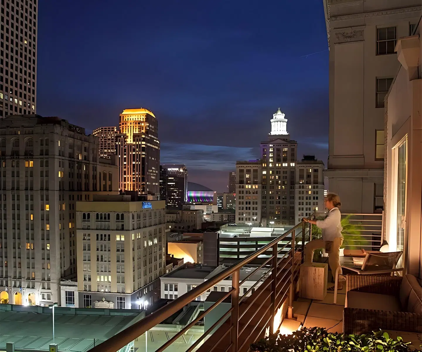 International House Hotel EXTERIOR