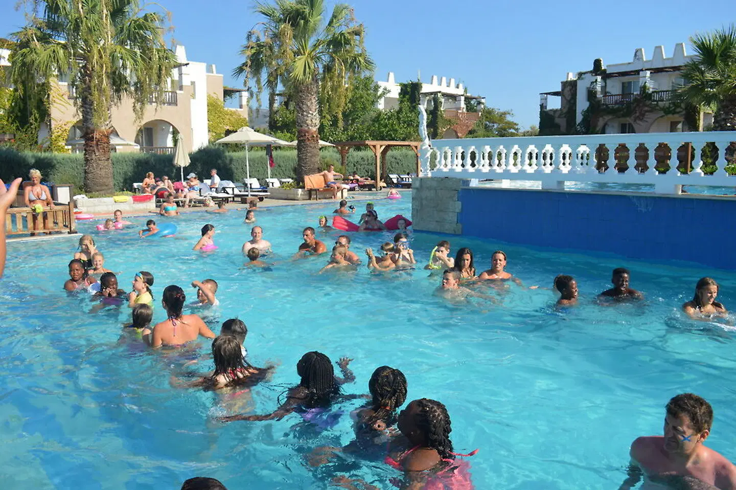 Gaia Royal Hotel OUTDOOR_POOL