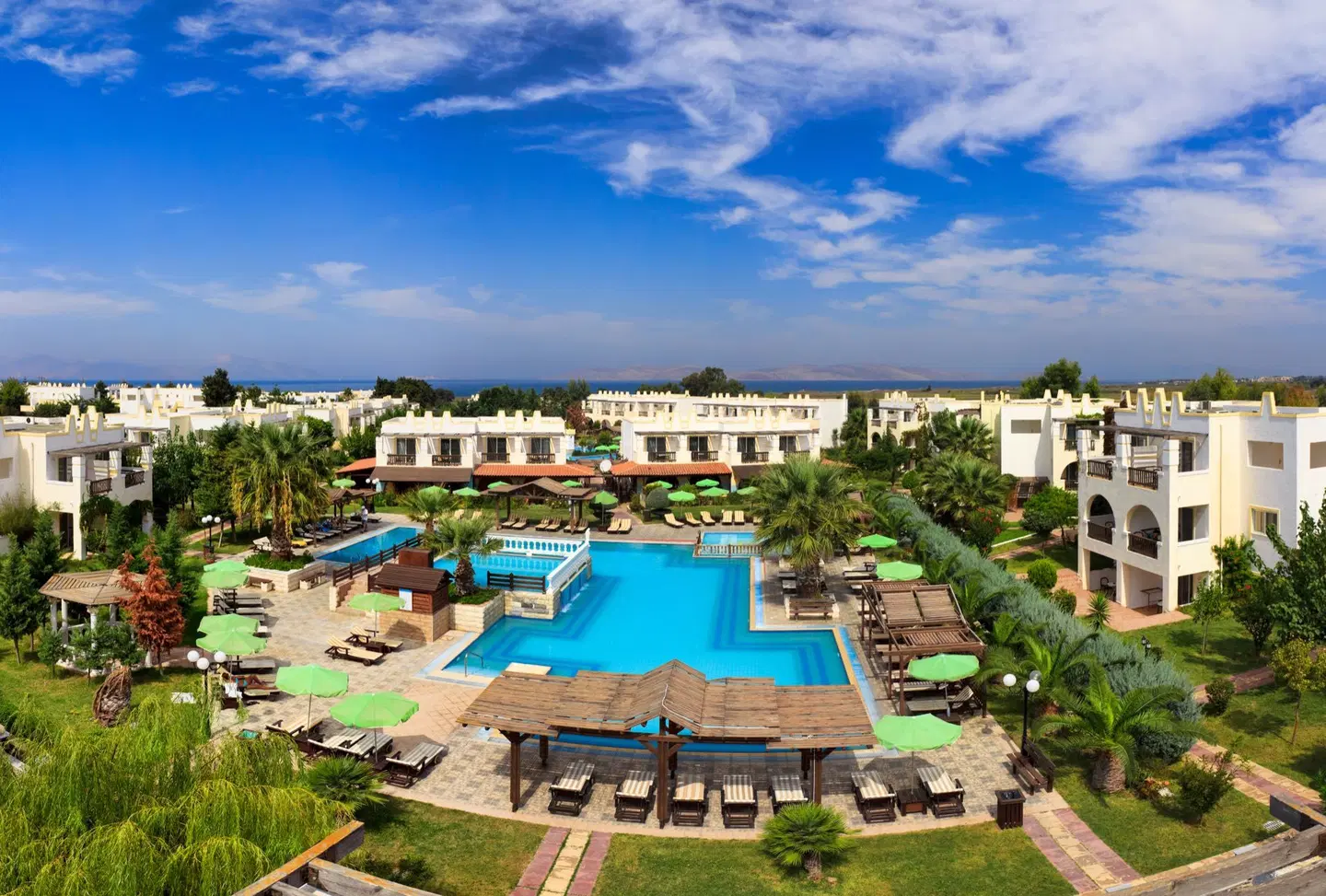 Gaia Royal OUTDOOR_POOL