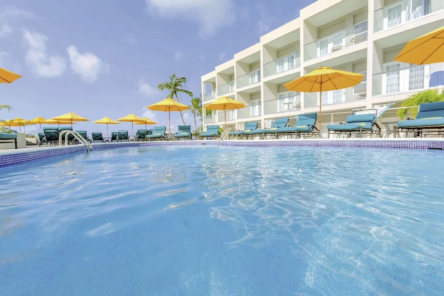 Sea Breeze Beach House EXTERIOR