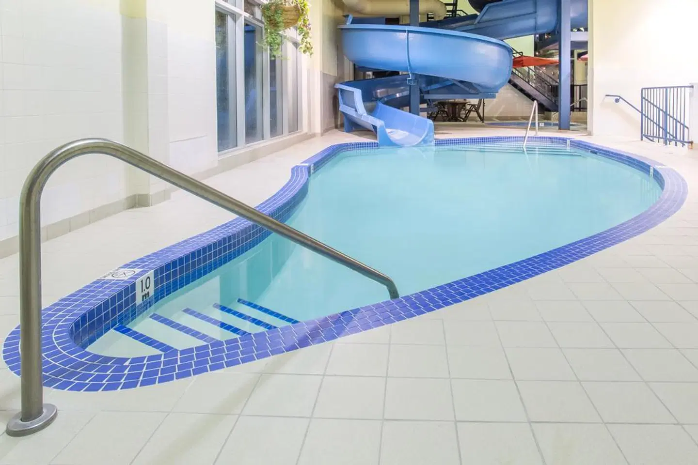 Ramada Inn & Suites Canmore Hallenbad