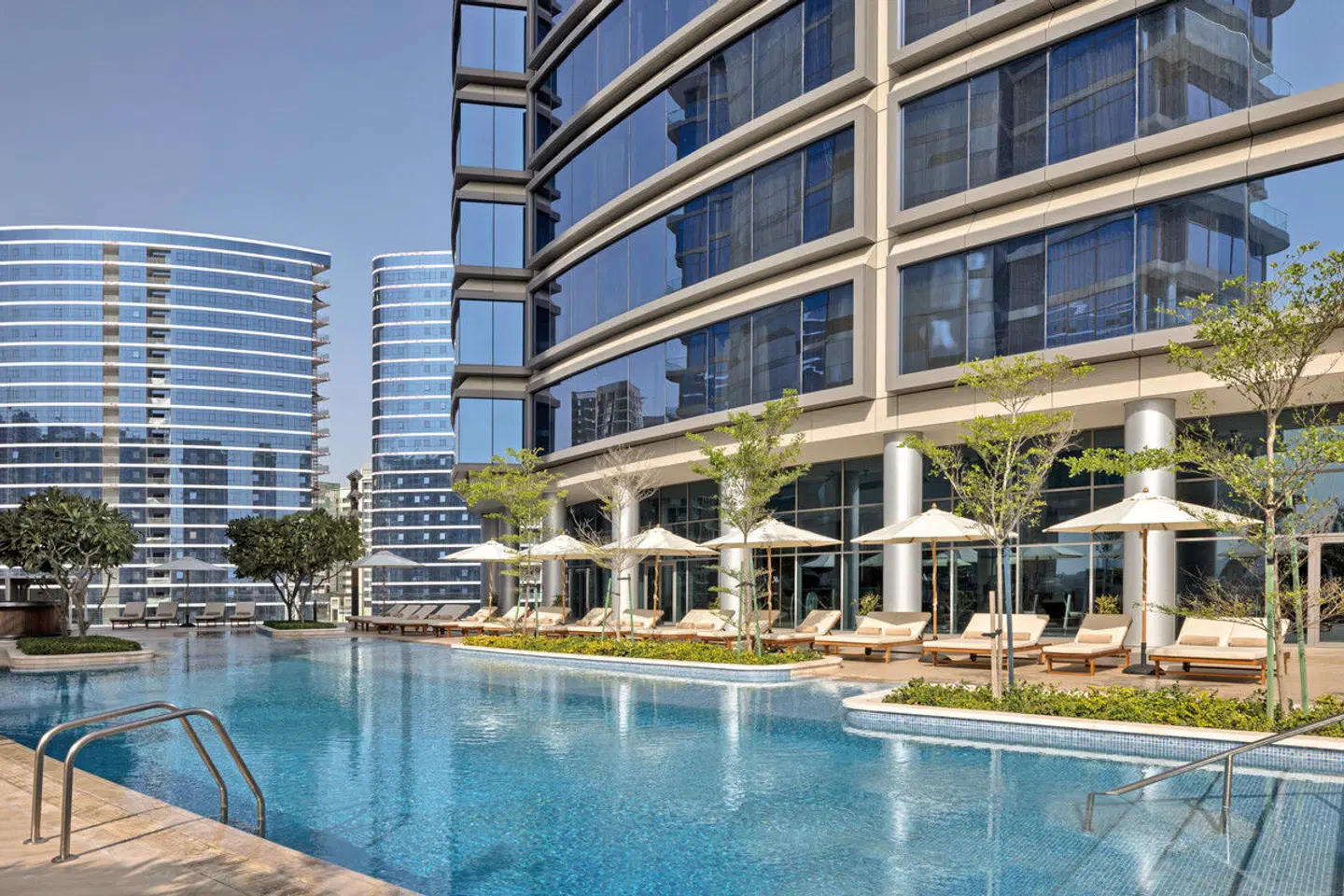 Marriott Marquis Dubai Creek OUTDOOR_POOL