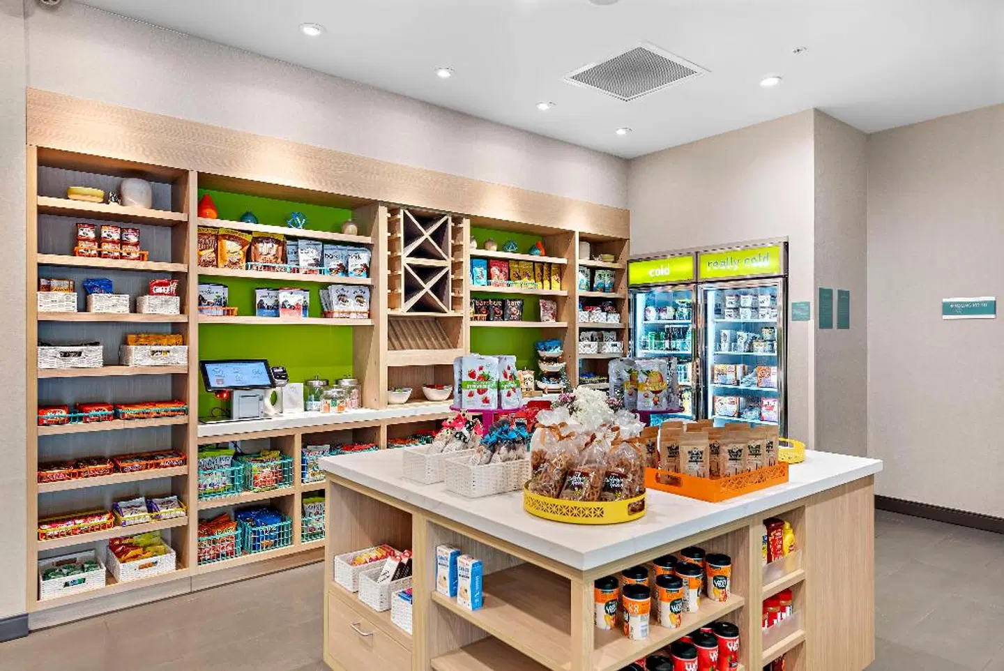 Home2 Suites by Hilton San Bernardino Bar