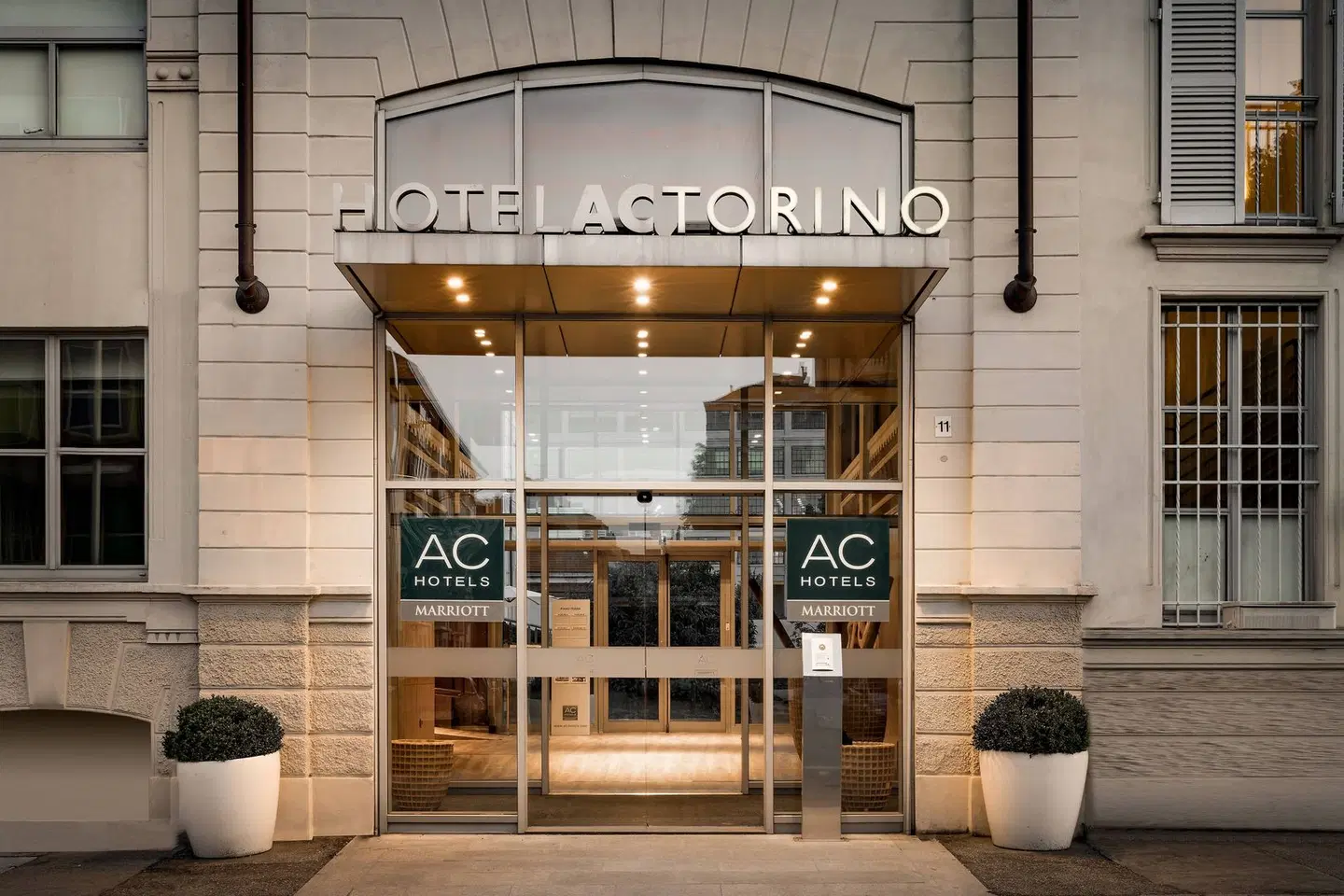 AC Hotel by Marriott Torino EXTERIOR