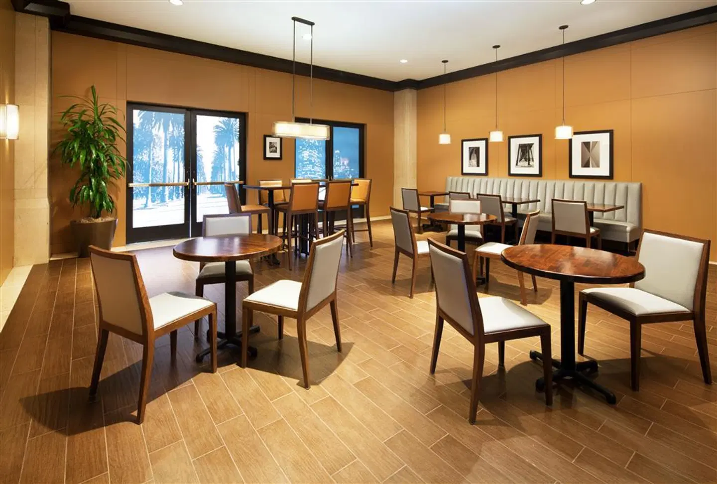 The Westin Los Angeles Airport Restaurant