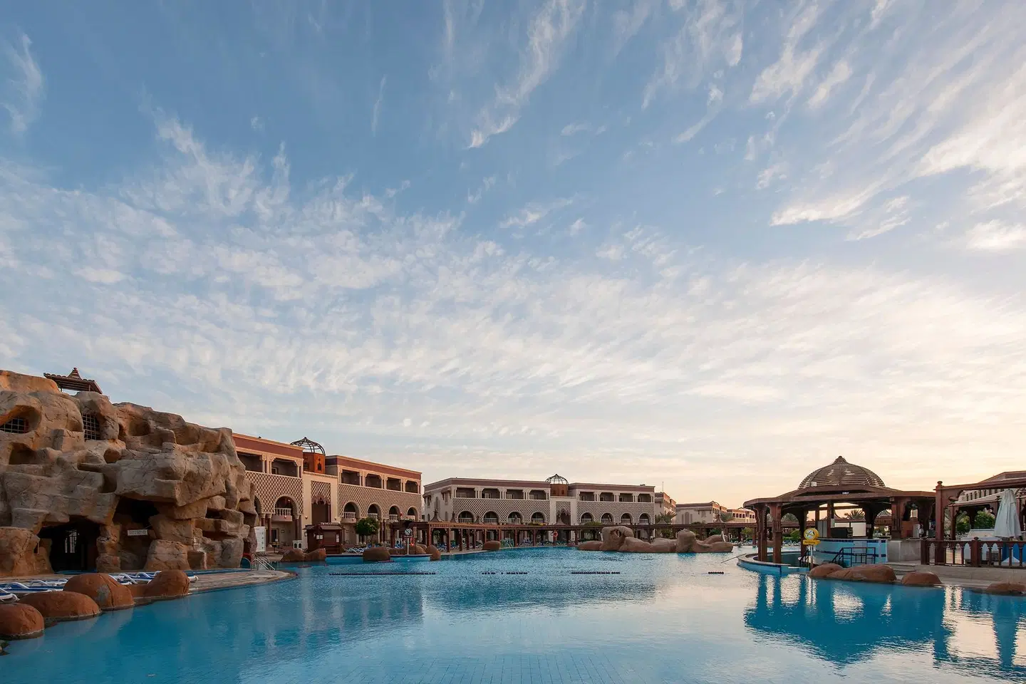 Sentido Mamlouk Palace Resort OUTDOOR_POOL