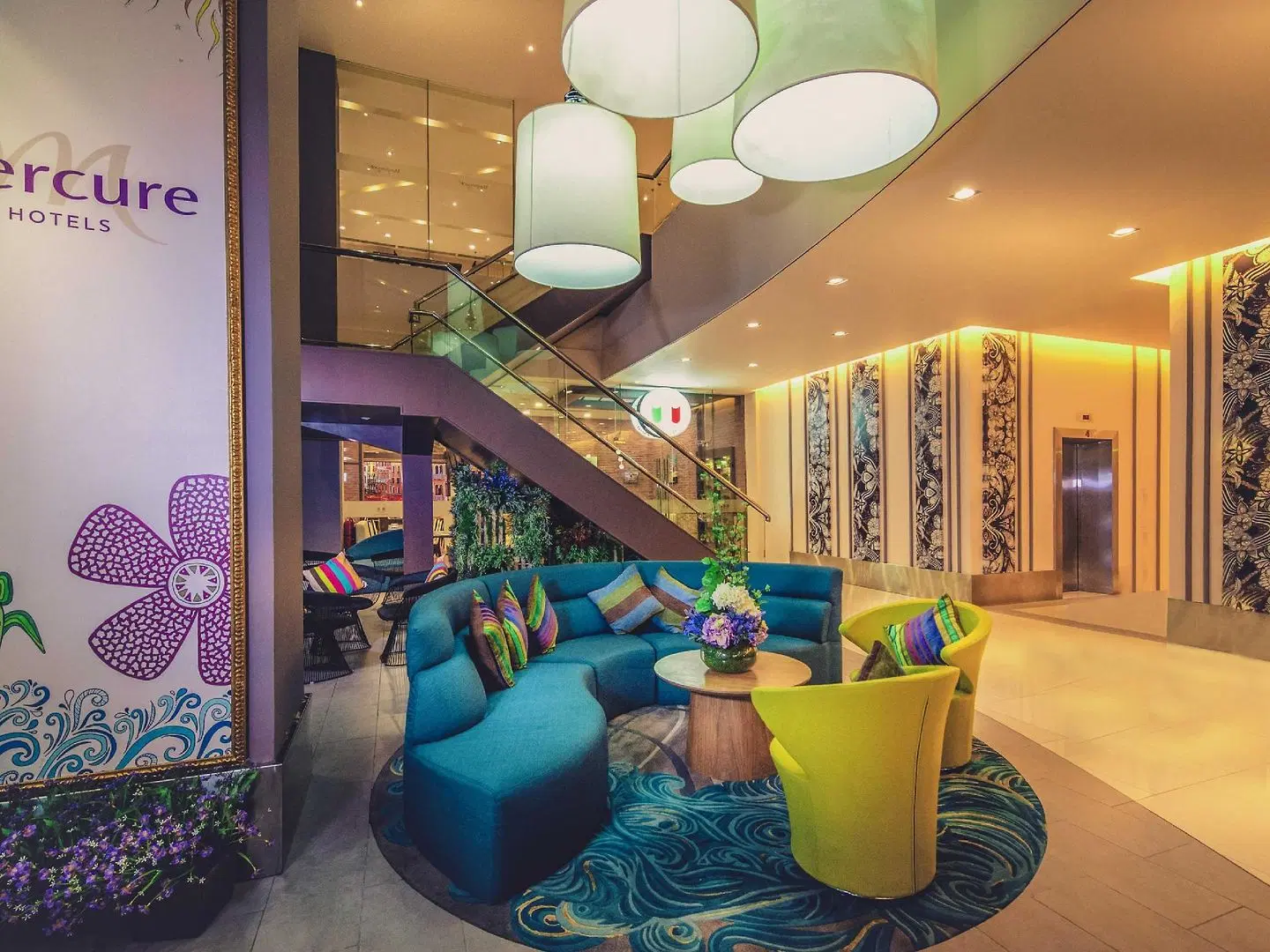 Mercure Kota Kinabalu City Centre Bar