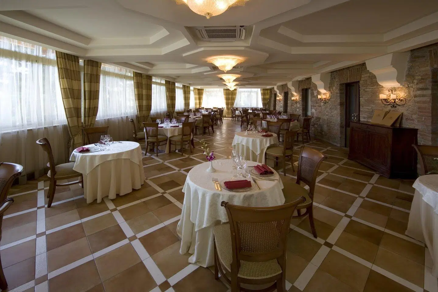 Hotel Perusia Restaurant