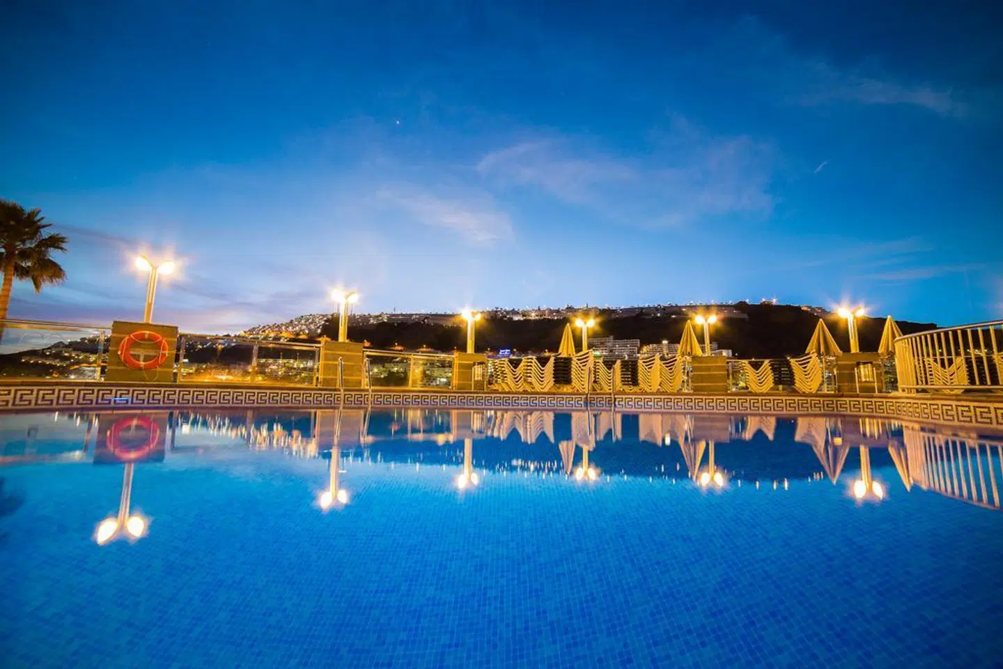 Cala Nova Apartamentos OUTDOOR_POOL