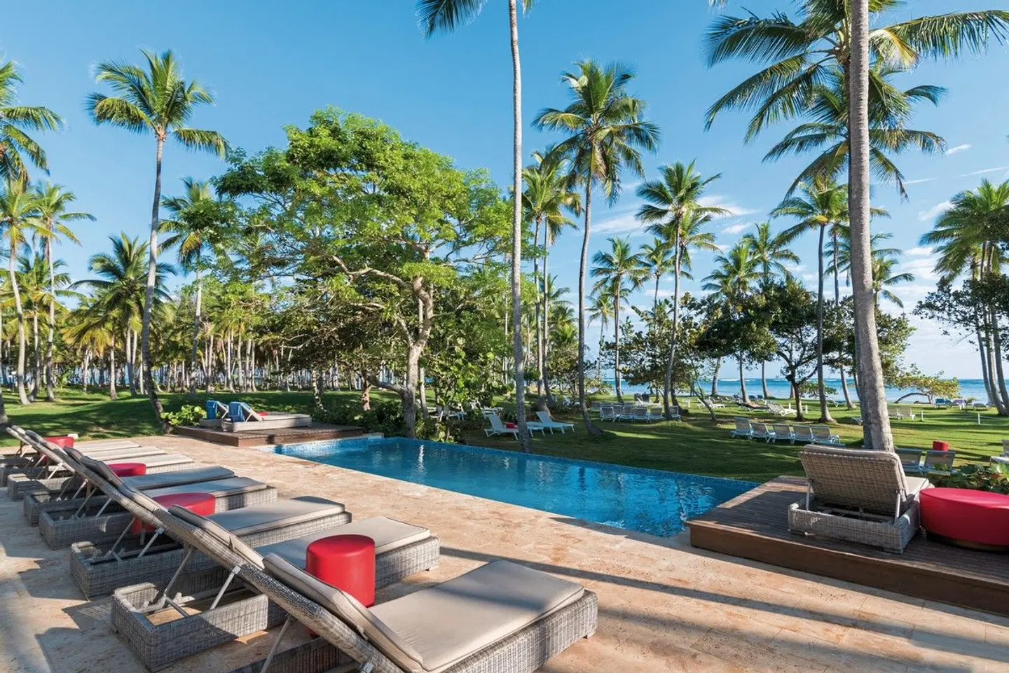 Wyndham Alltra Samaná OUTDOOR_POOL