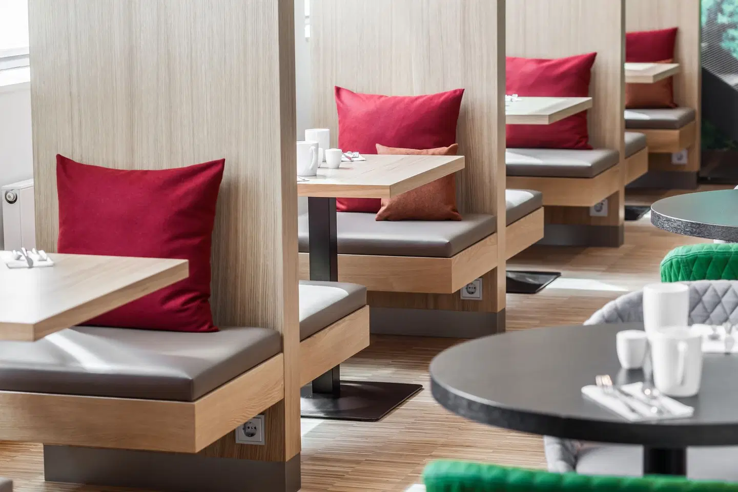 Holiday Inn Munich - Leuchtenbergring by IHG LOUNGE_LOBBY