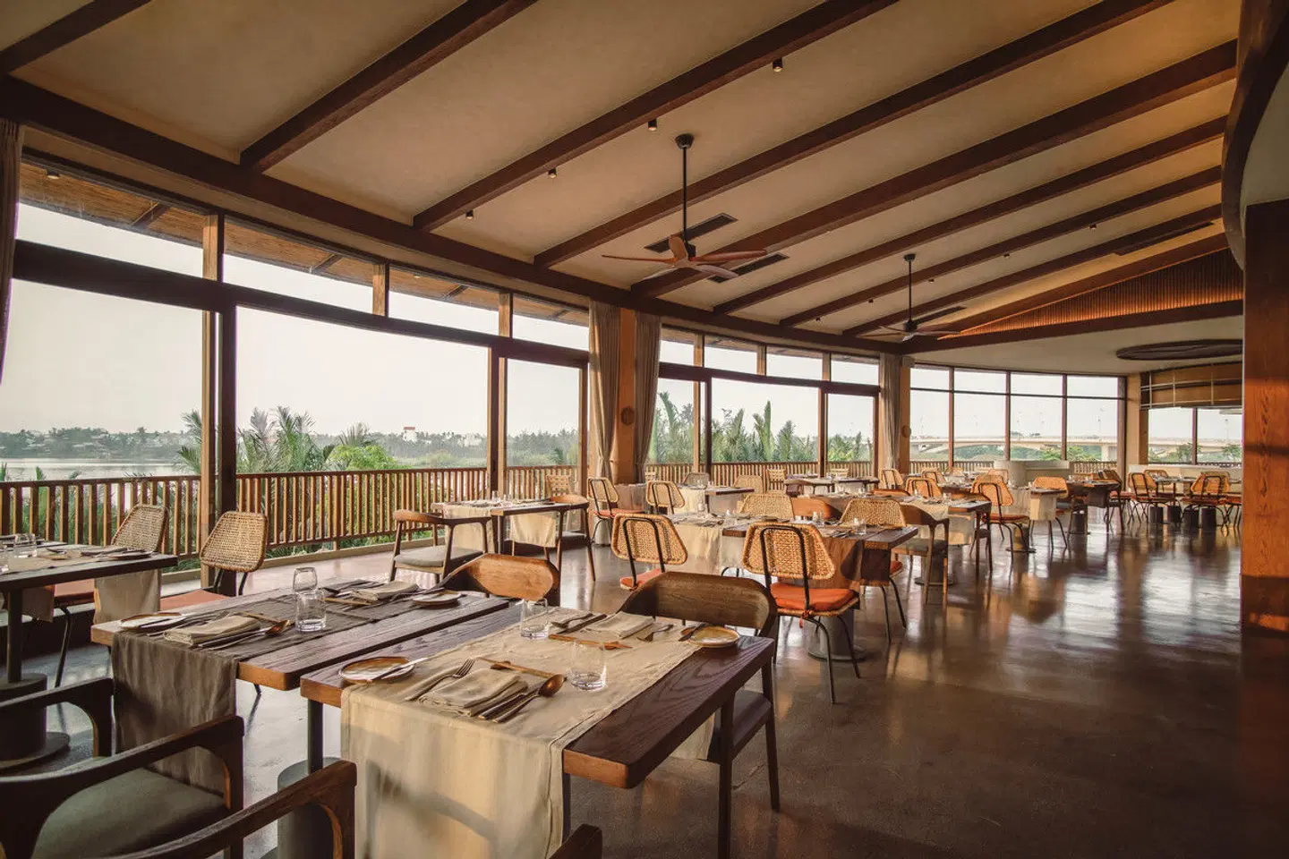 Namia River Retreat Restaurant
