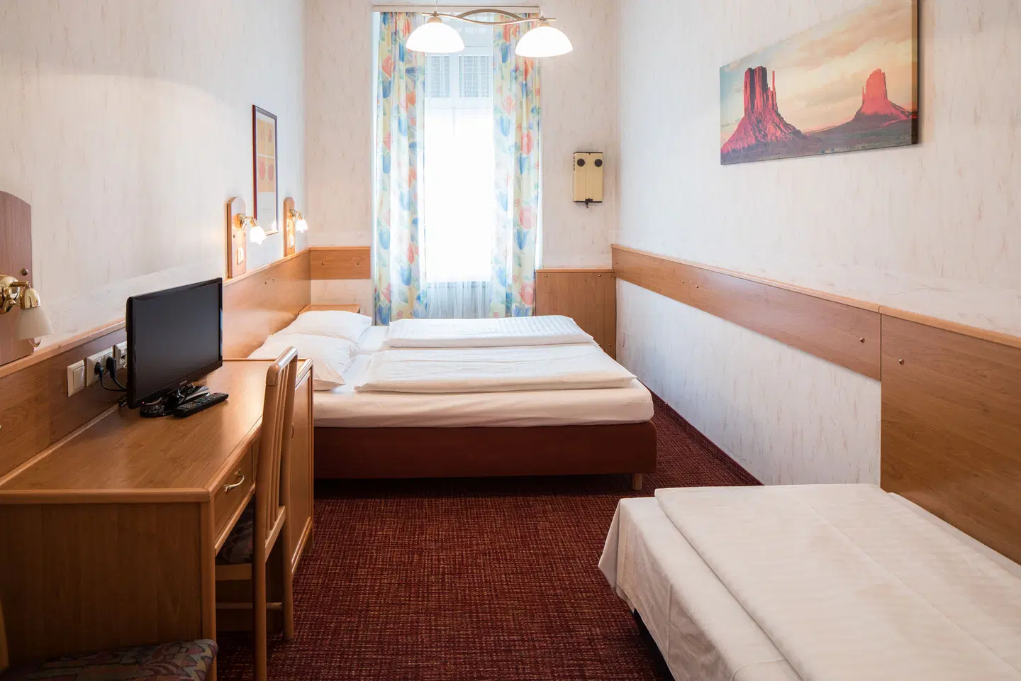 Admiral ROOM_EXAMPLE