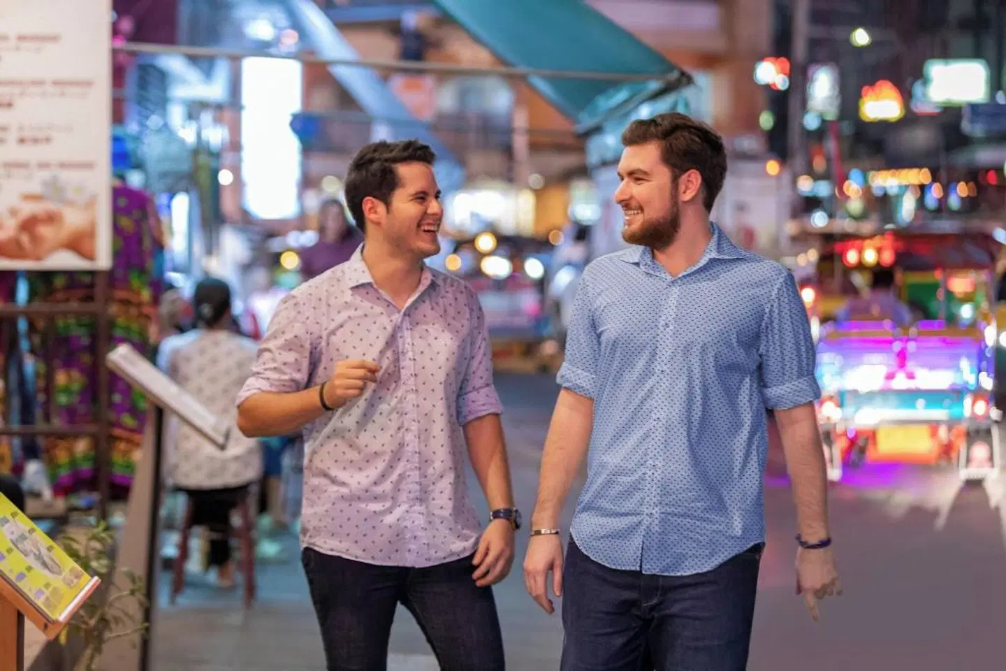 Aloft Bangkok Sukhumvit 11 PEOPLE