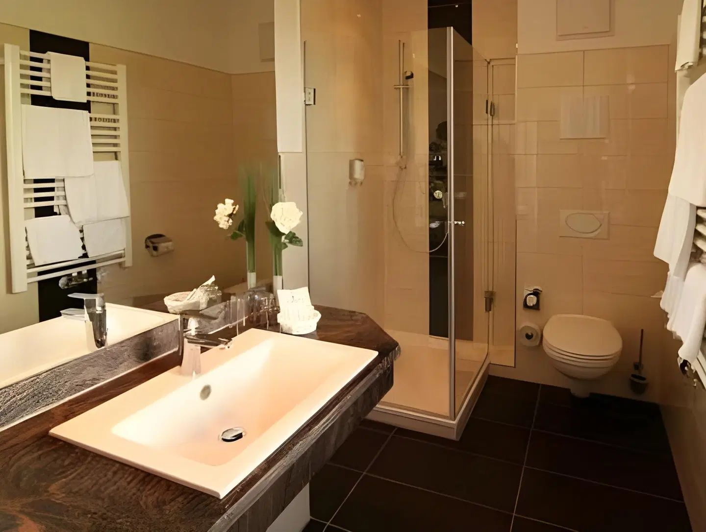 Hotel St. Georg - Regensburg Badezimmer