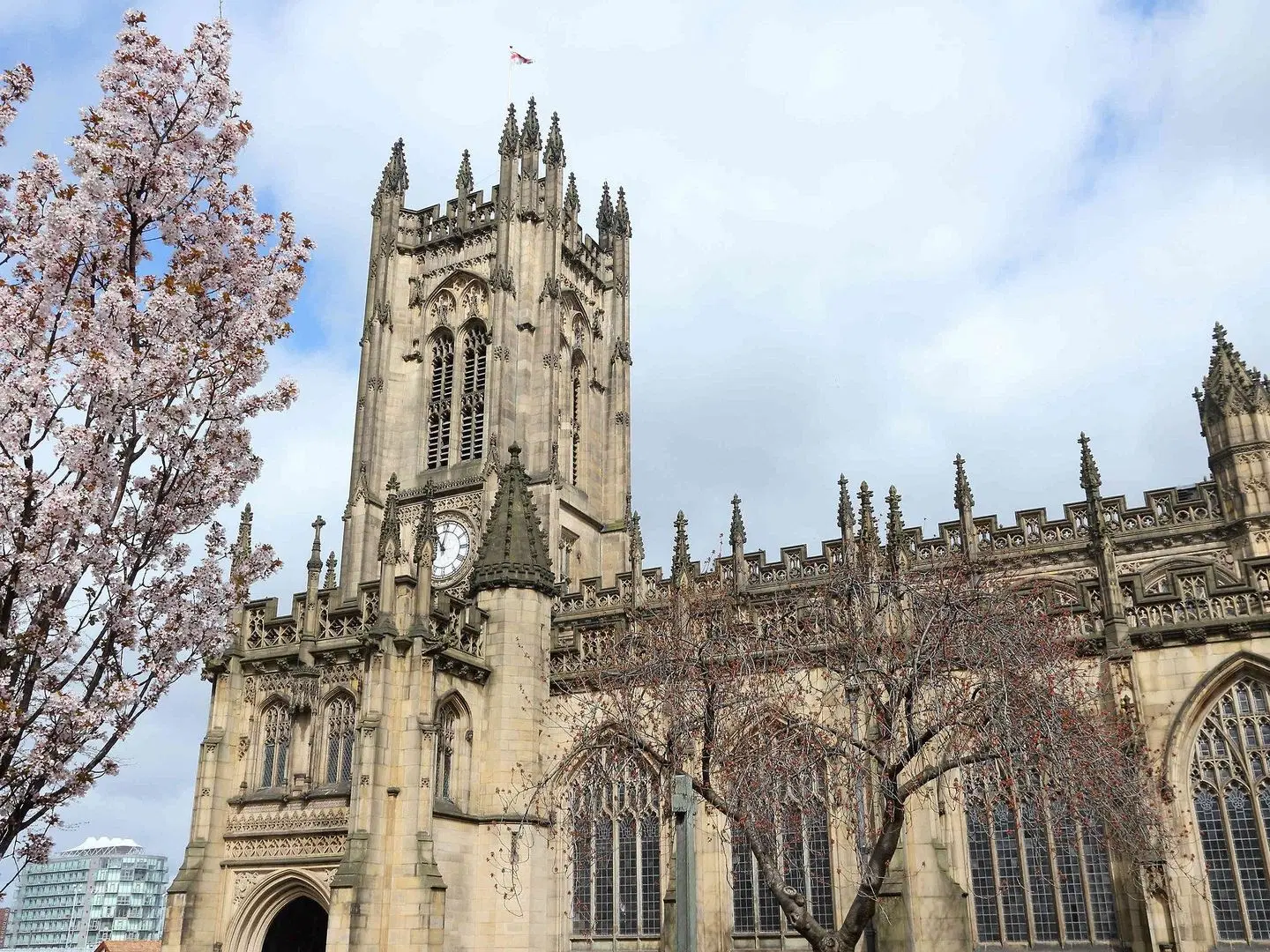 ibis Manchester Centre 96 Portland Street EXTERIOR