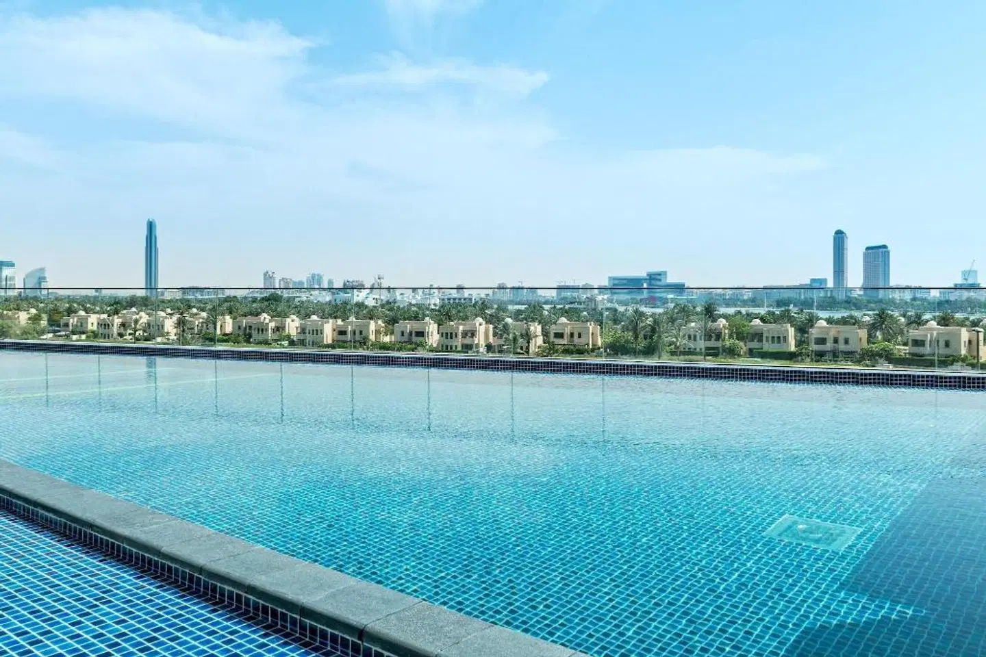 Aloft Dubai Creek OUTDOOR_POOL