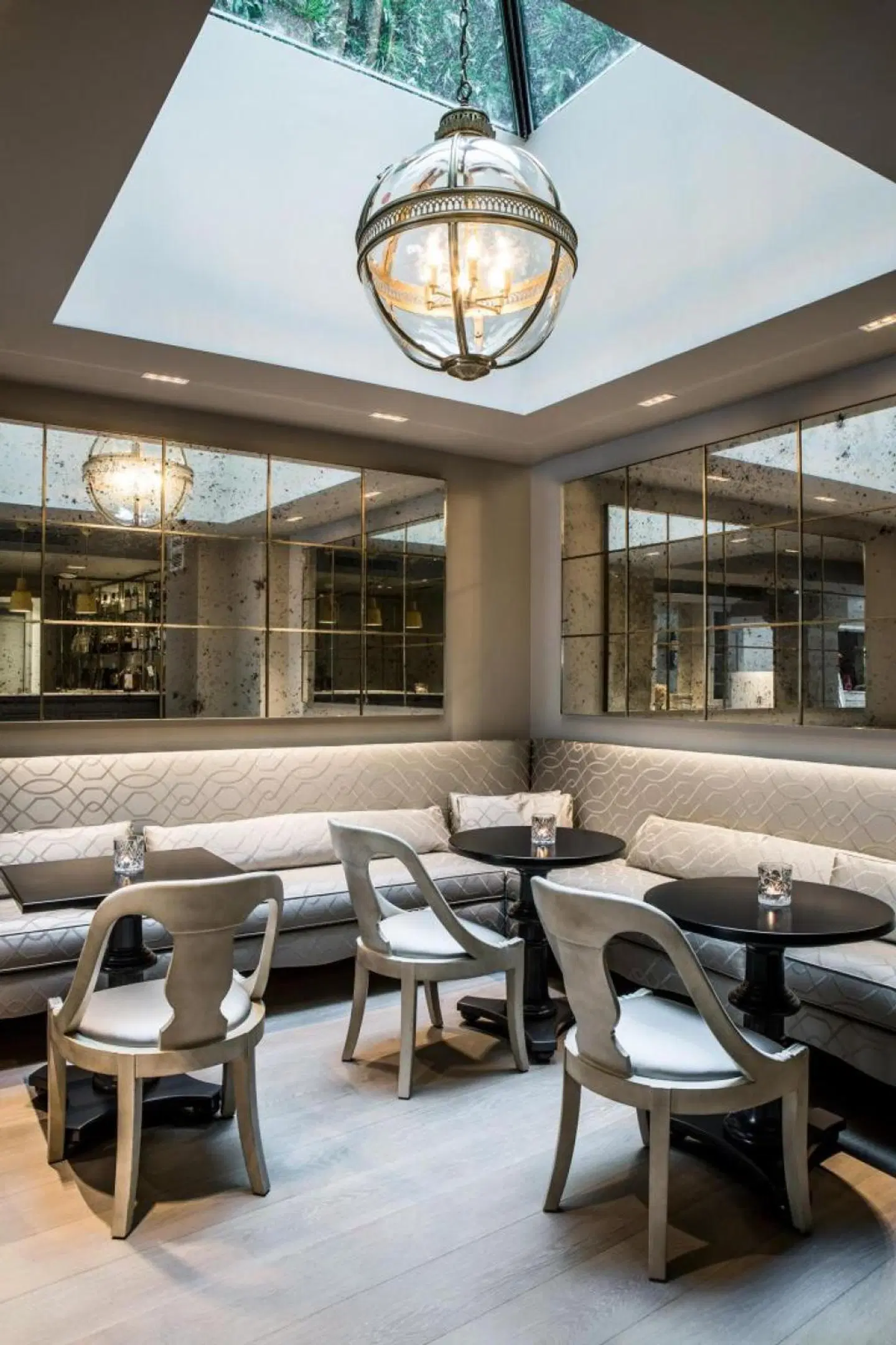 Charles V LOUNGE_LOBBY