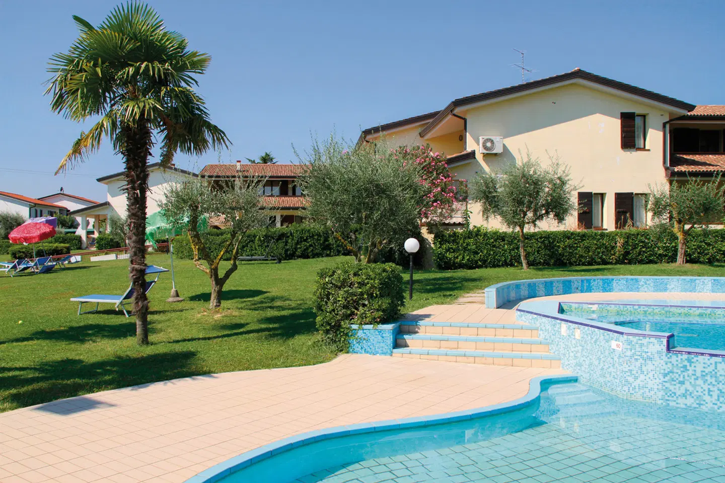 Residence Primera EXTERIOR