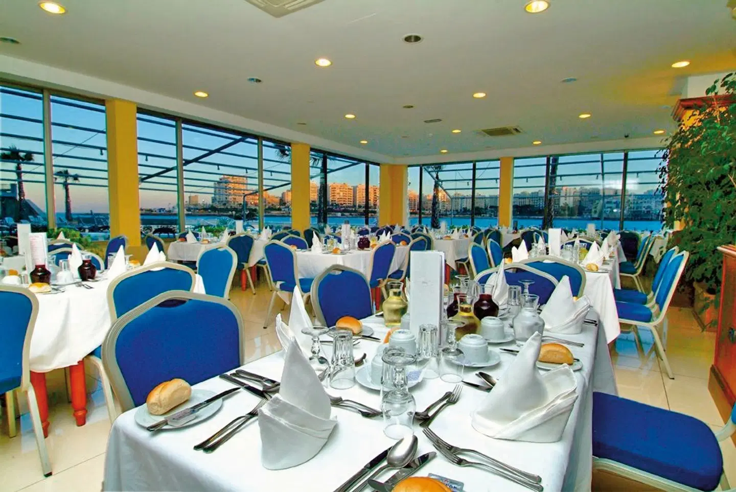 Cavalieri Hotel RESTAURANT