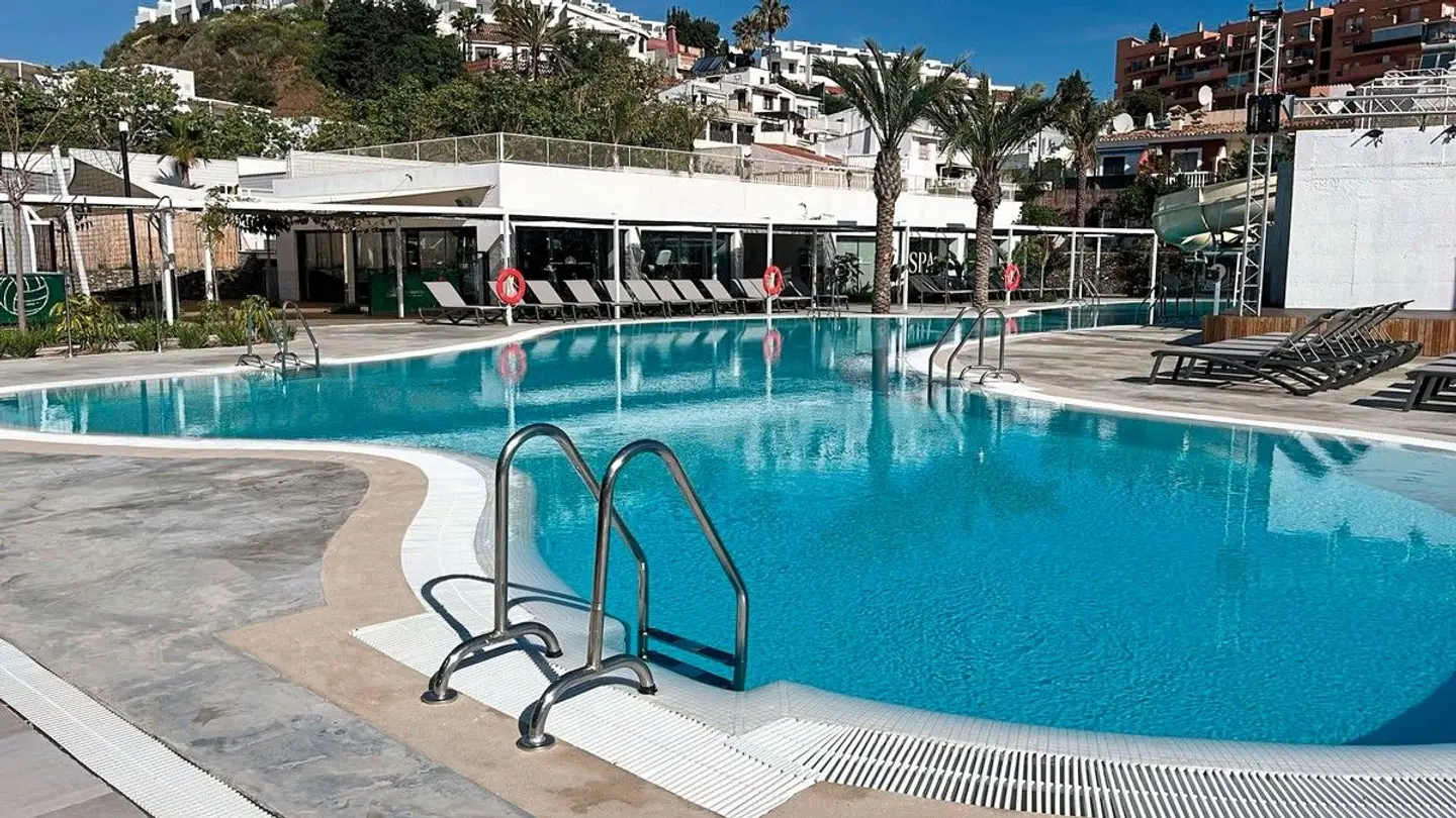 Costa del Sol Glamping Village OUTDOOR_POOL