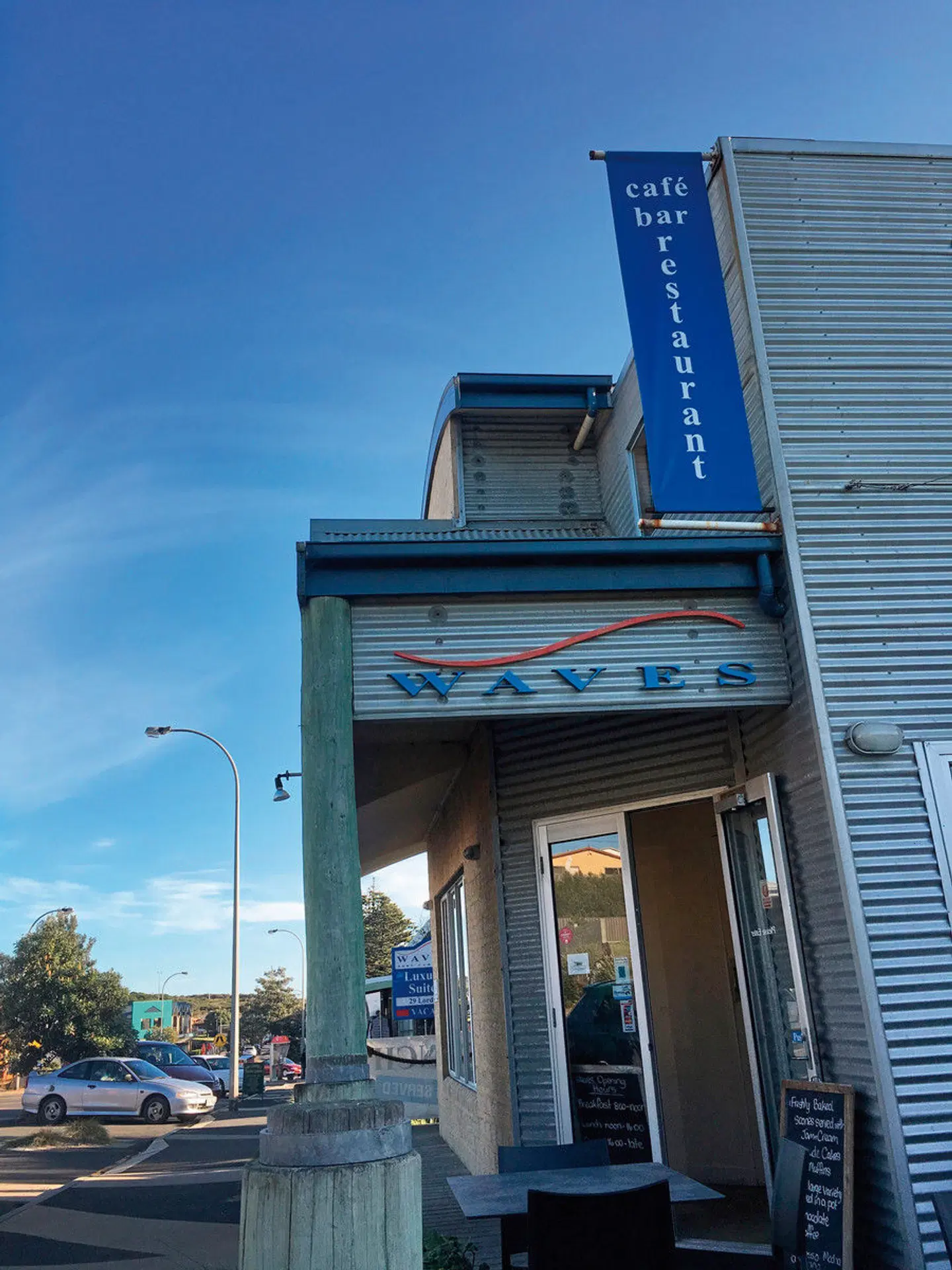 Waves Port Campbell EXTERIOR