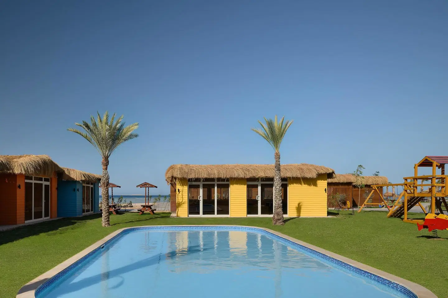 JAZ Elite Asteria OUTDOOR_POOL