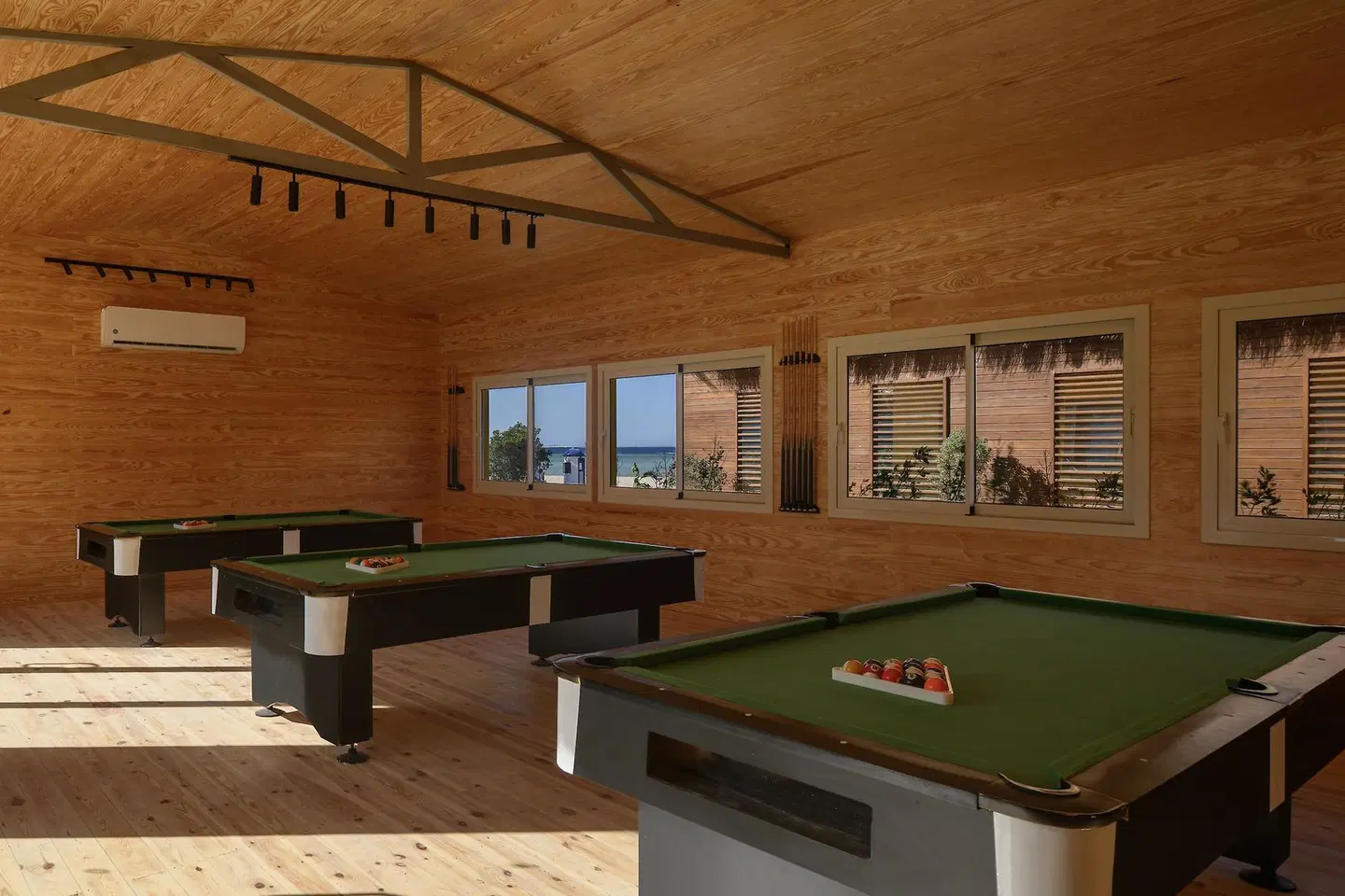 JAZ Elite Asteria SPORTS_AND_LEISURE