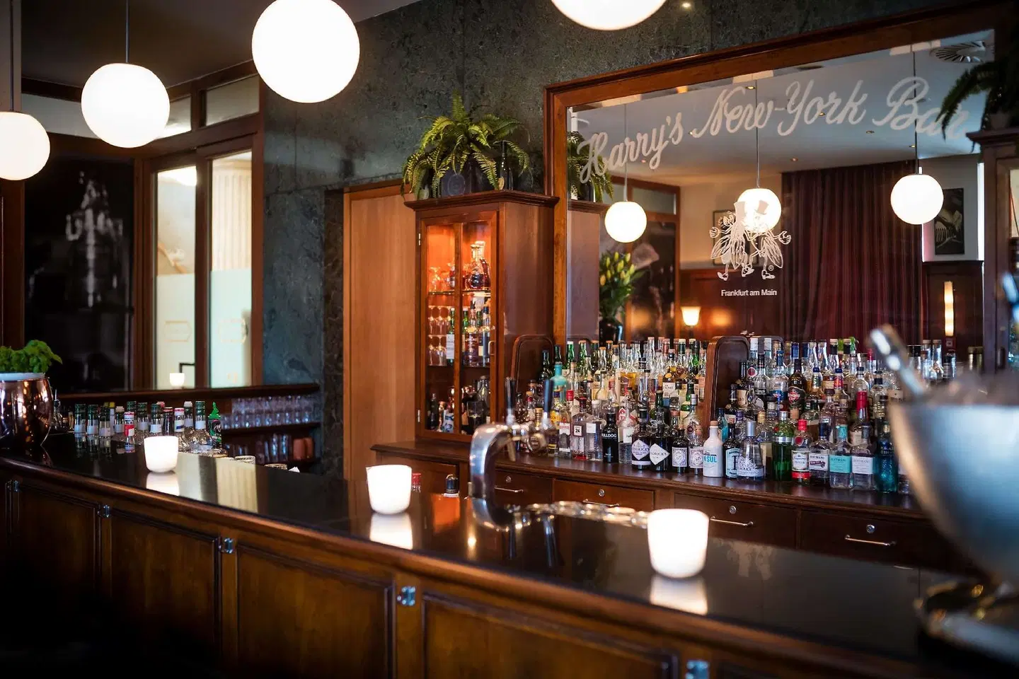 Lindner Hotel & Residence Main Plaza Bar