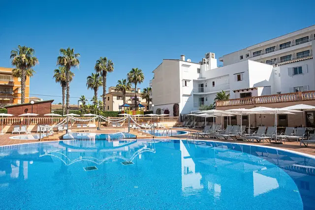 BQ Ca'n Picafort OUTDOOR_POOL