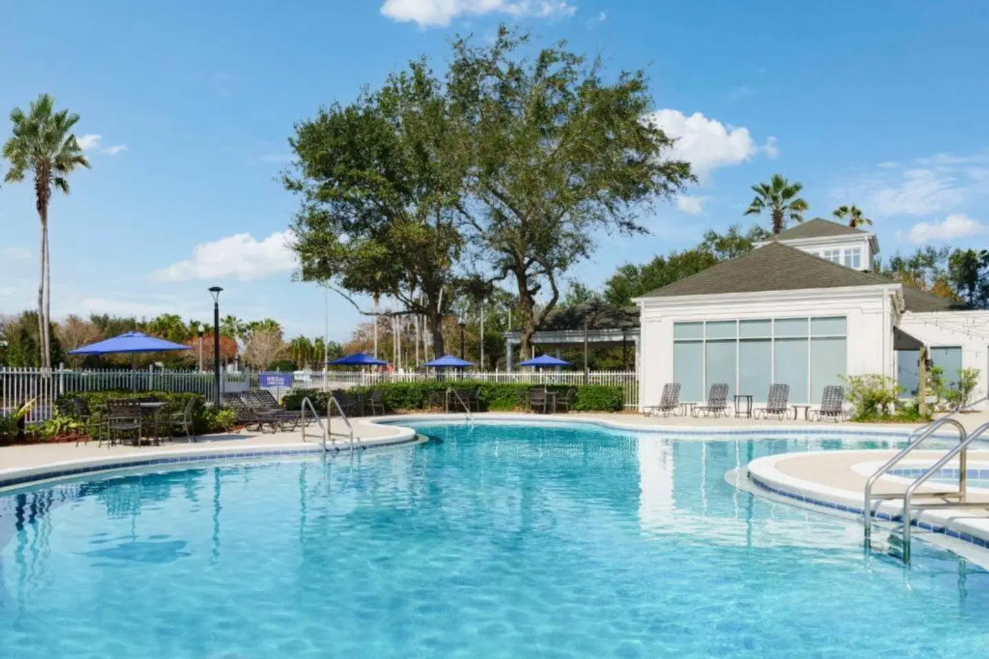 Hilton Garden Inn Orlando at SeaWorld OUTDOOR_POOL