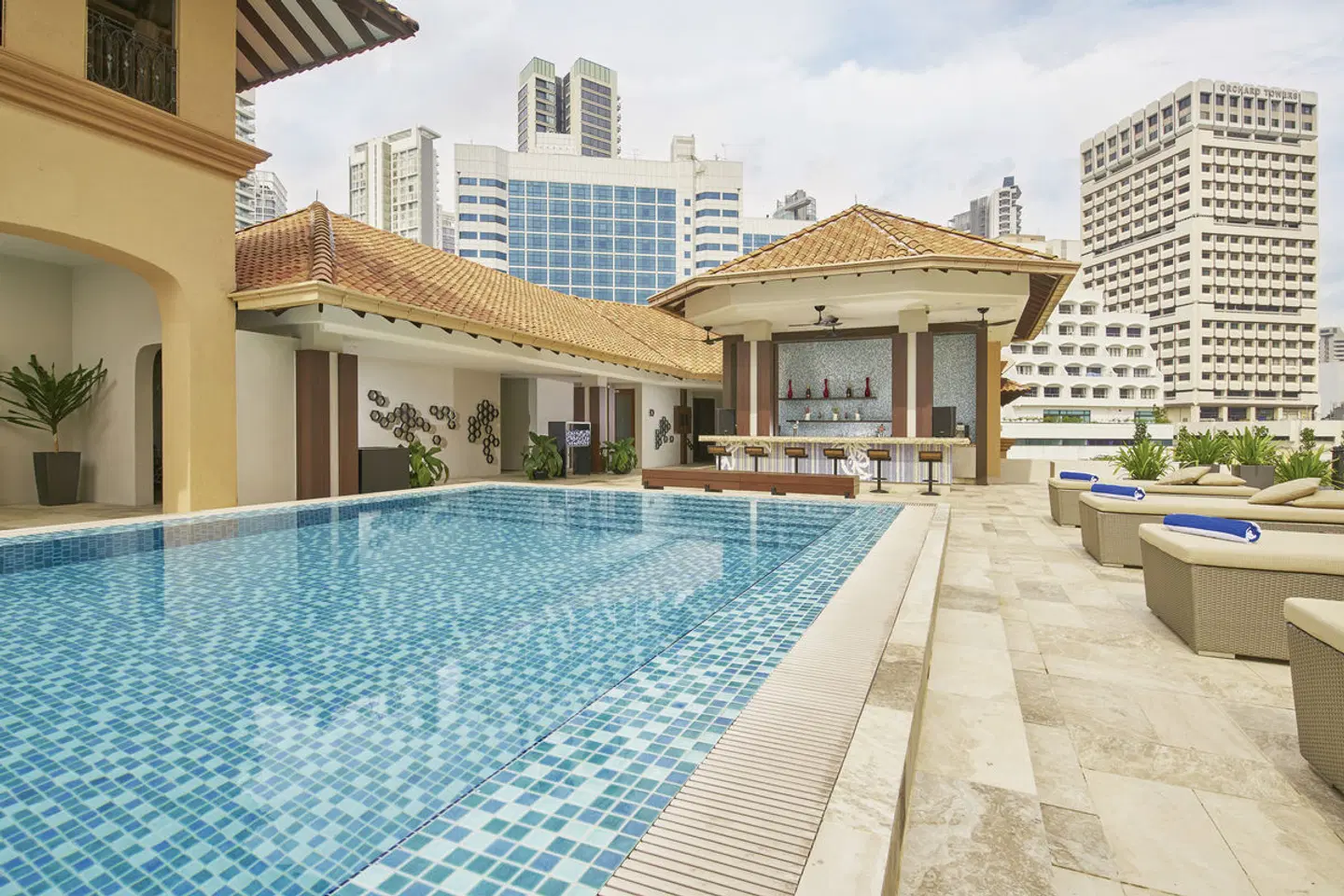 Orchard Rendezvous Hotel Singapore OUTDOOR_POOL