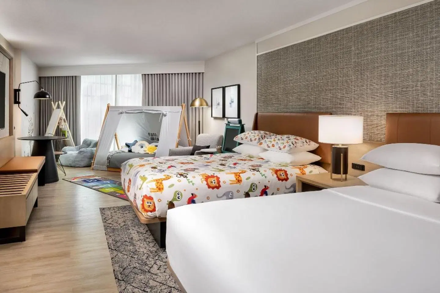 Sheraton Gateway Hotel in Toronto International Airport ROOM_EXAMPLE