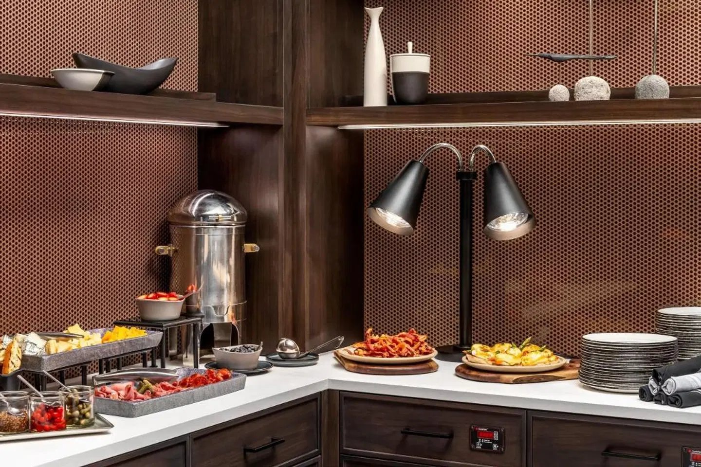 Sheraton Gateway Hotel in Toronto International Airport Restaurant