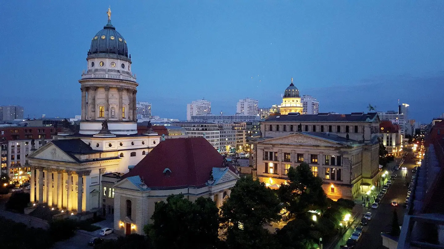 Regent Berlin EXTERIOR