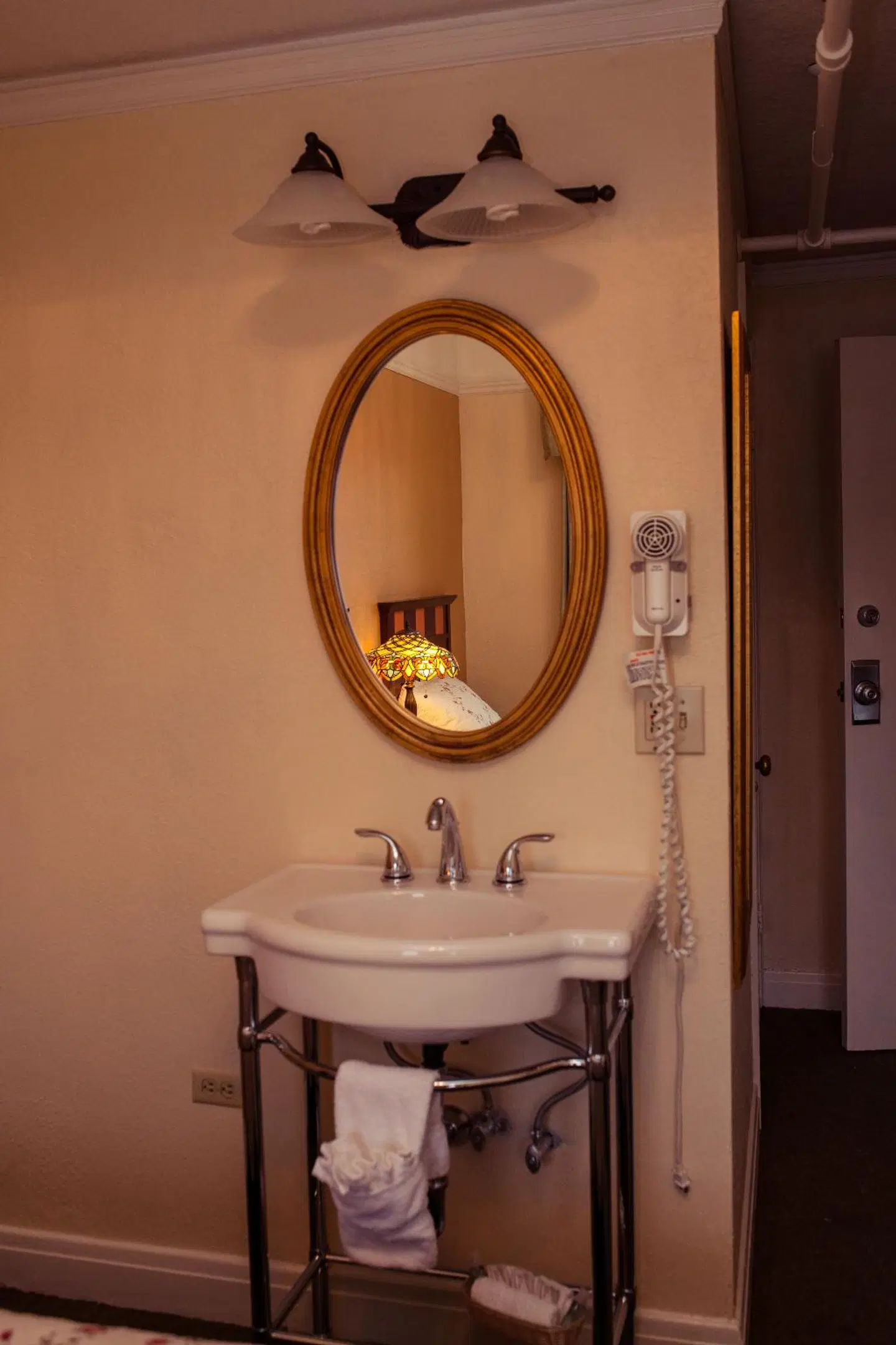 Gilmore Hotel, Trademark Collection by Wyndham Badezimmer