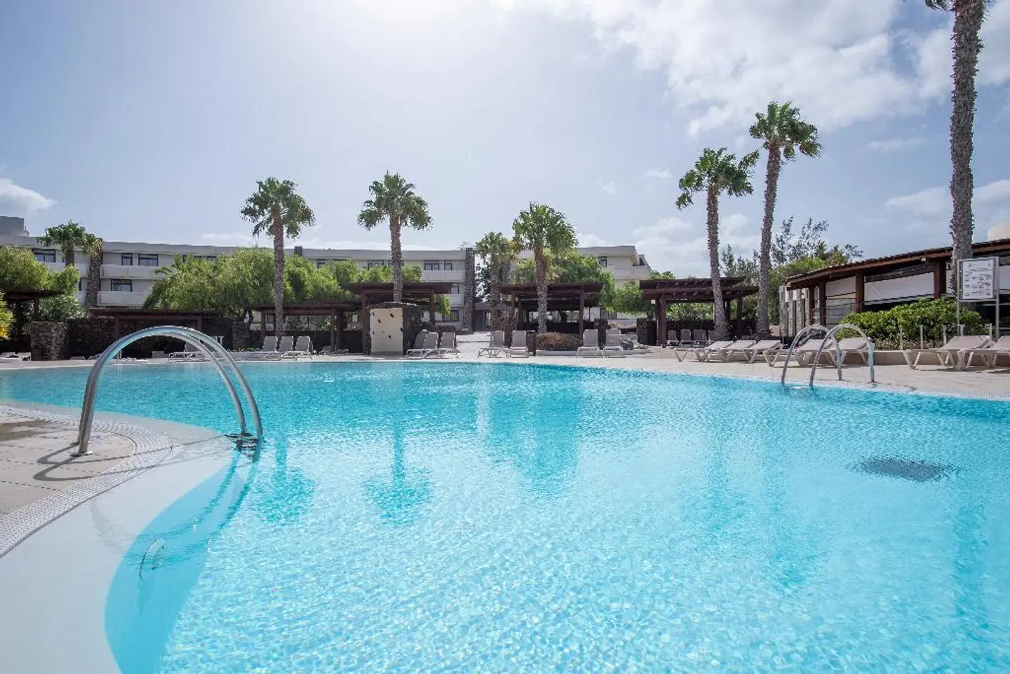 Los Zocos Club Resort OUTDOOR_POOL