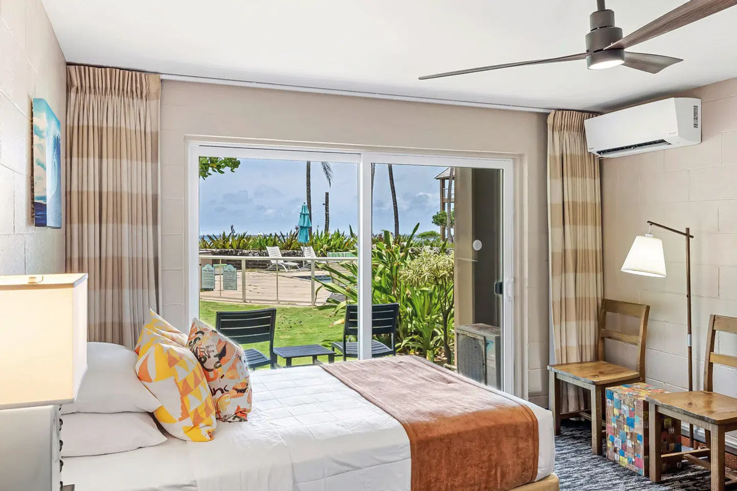 The ISO.Island.Sky.Ocean. ROOM_EXAMPLE