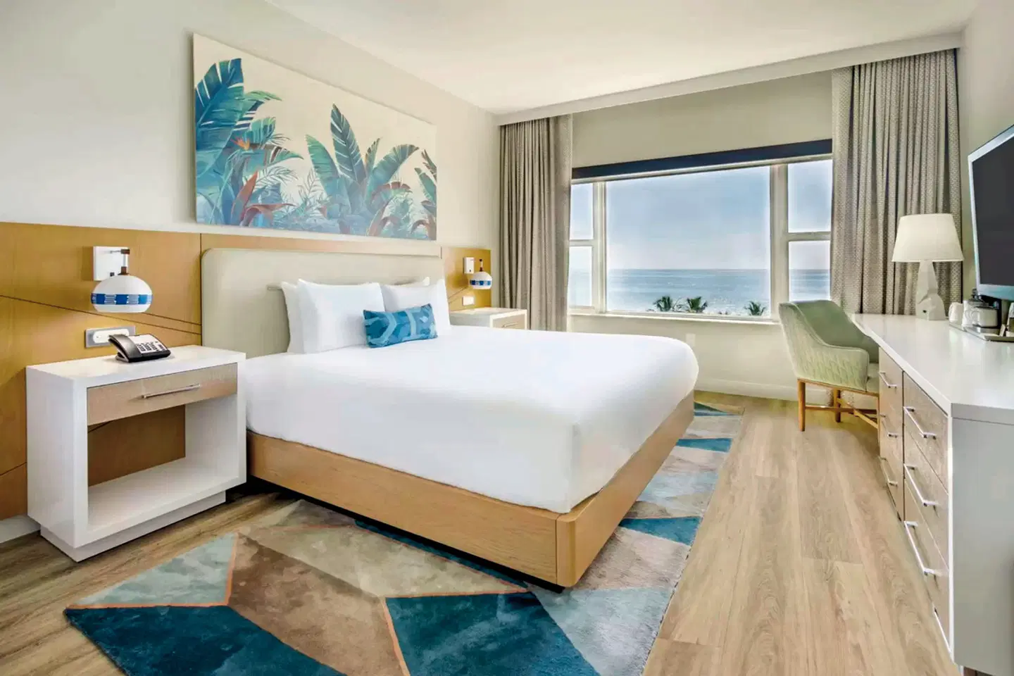 Radisson Resort Miami Beach ROOM_EXAMPLE
