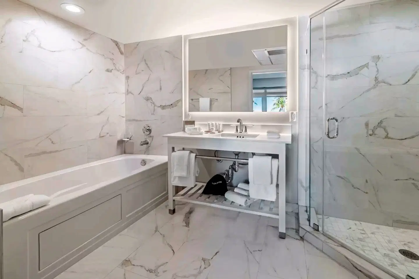 Radisson Resort Miami Beach Badezimmer