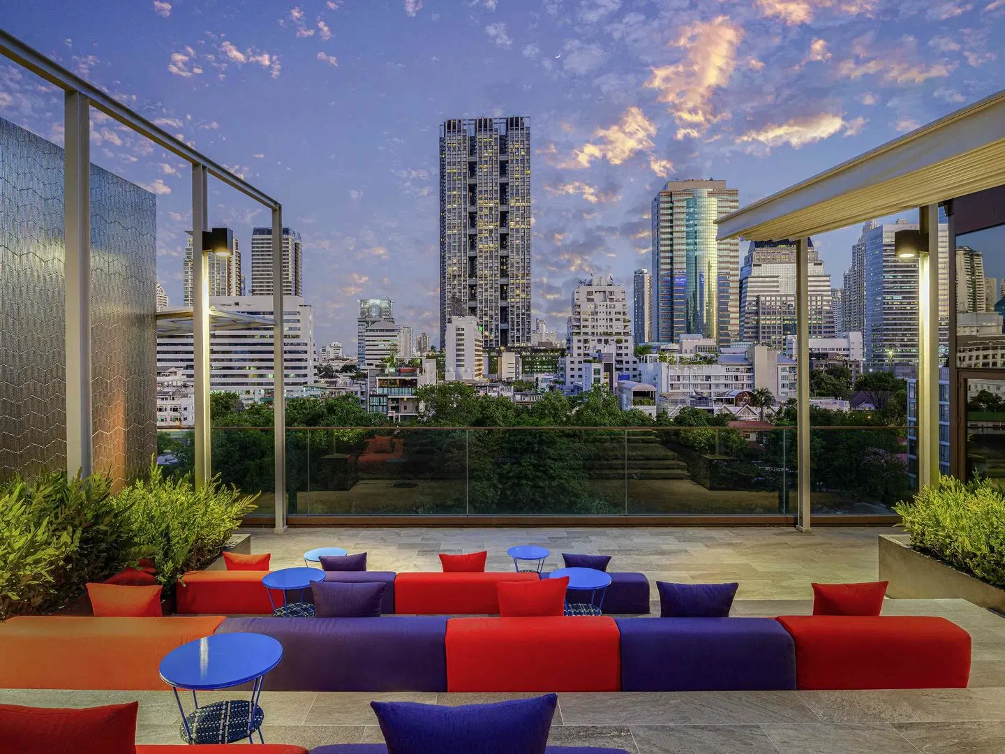 ibis Styles Bangkok Silom EXTERIOR