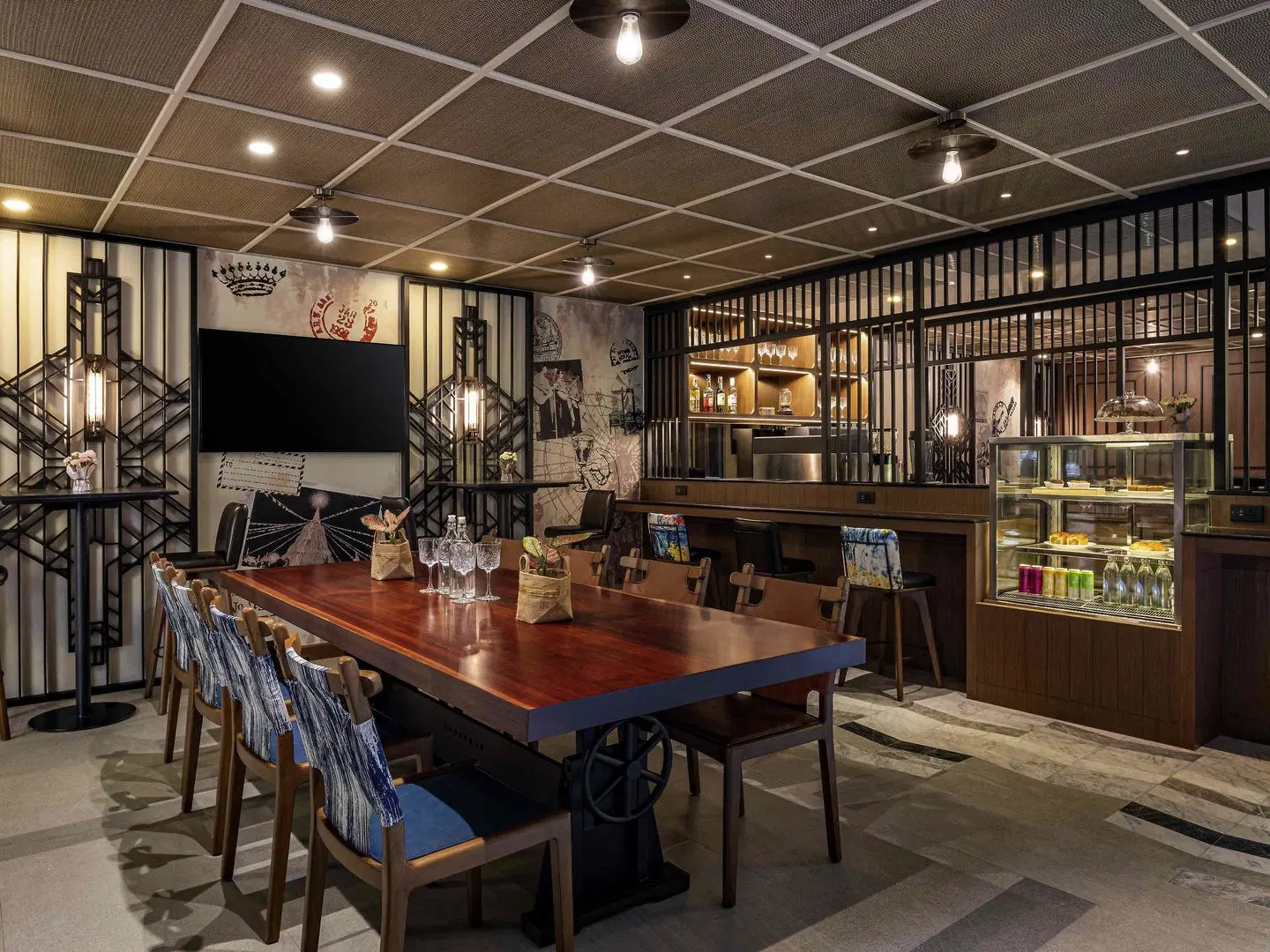 ibis Styles Bangkok Silom Bar