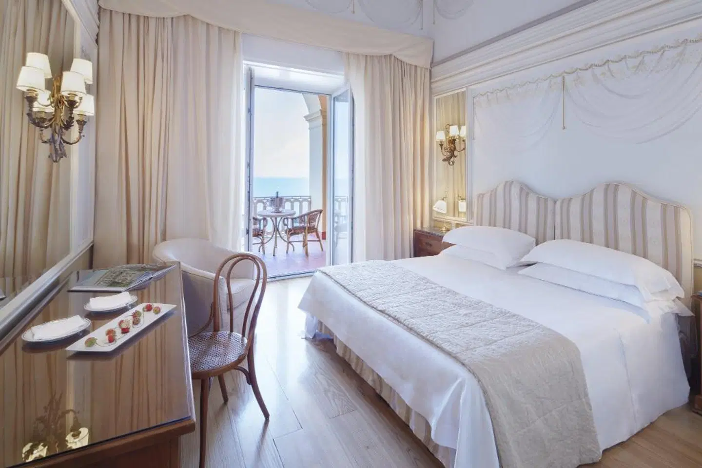 Grand Hotel Excelsior Vittoria ROOM_EXAMPLE
