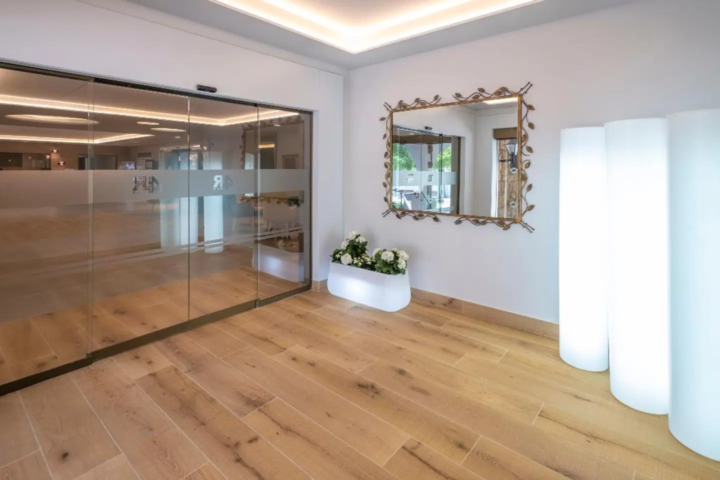 4R Gran Europe LOUNGE_LOBBY