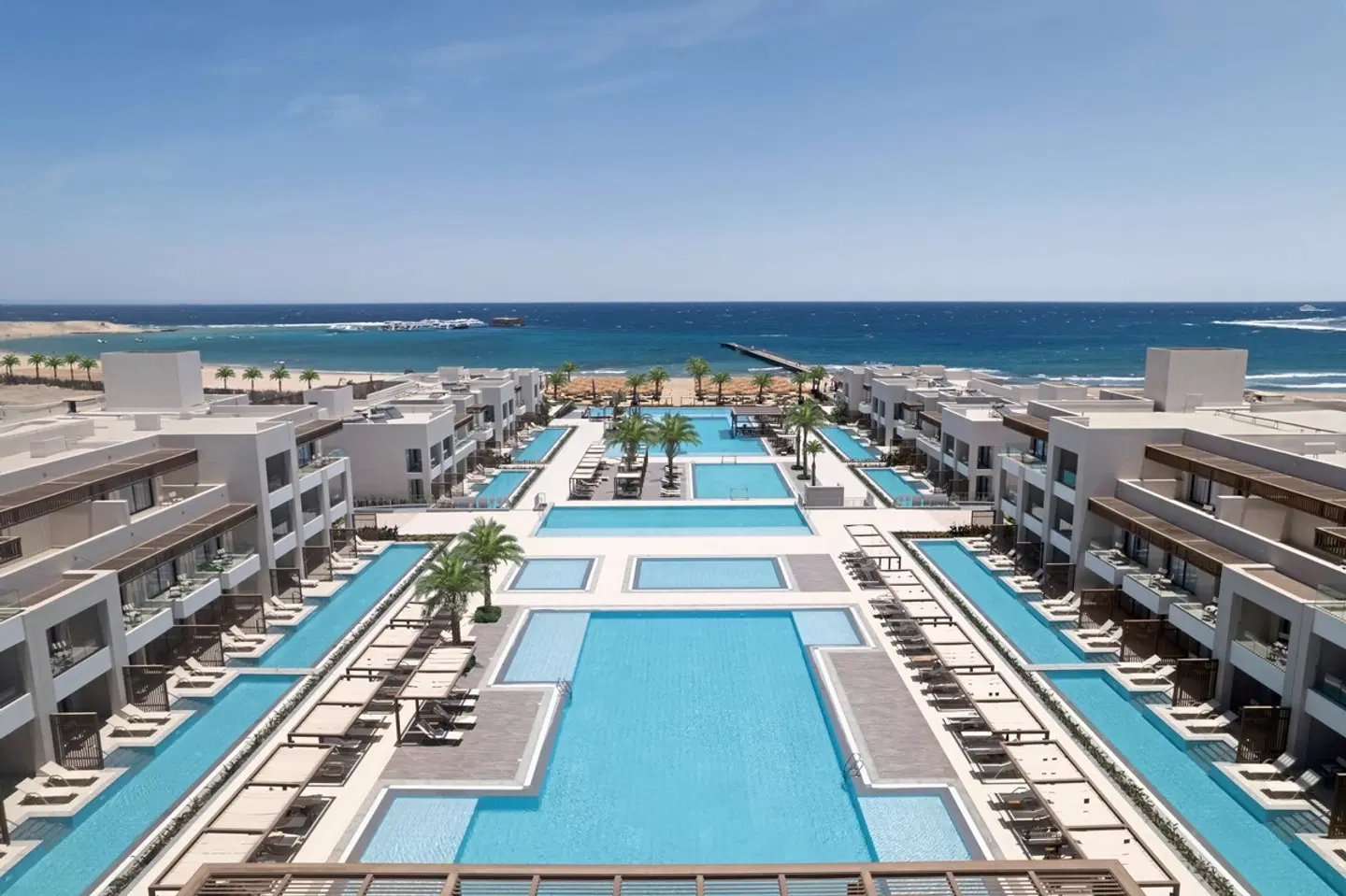 JAZ Elite Amara OUTDOOR_POOL