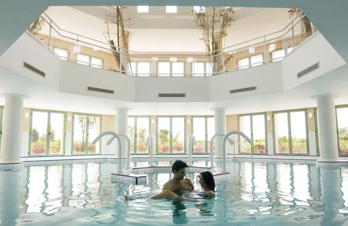 Alhambra Thalasso Hallenbad