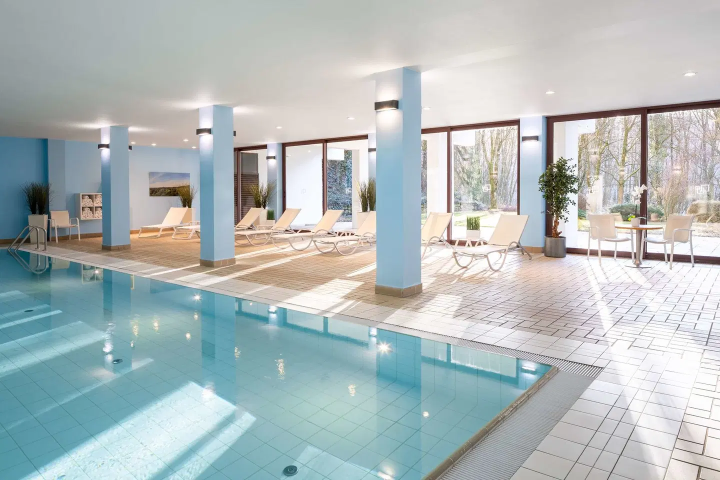 DoubleTree by Hilton Hotel Luxembourg Hallenbad